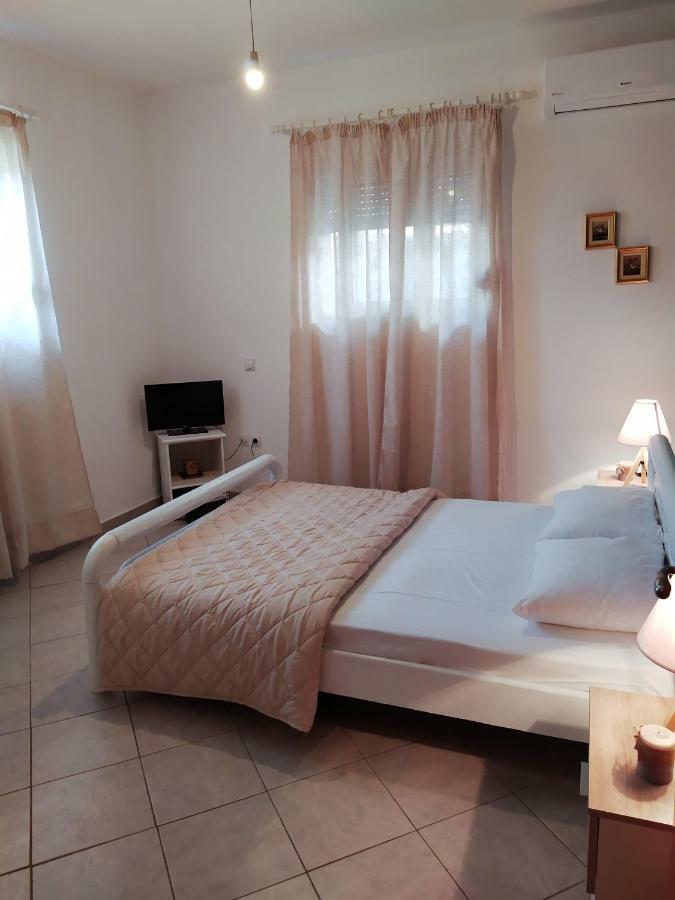 Villy'S Apartment Nafplio Ngoại thất bức ảnh